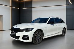BMW 330e Touring 2,0 Plugin-hybrid M-Sport Steptronic 292HK Stc 8g Aut.