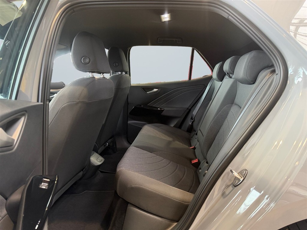 VW ID.3 EL Pro Performance 204HK 5d Aut. - Image 14