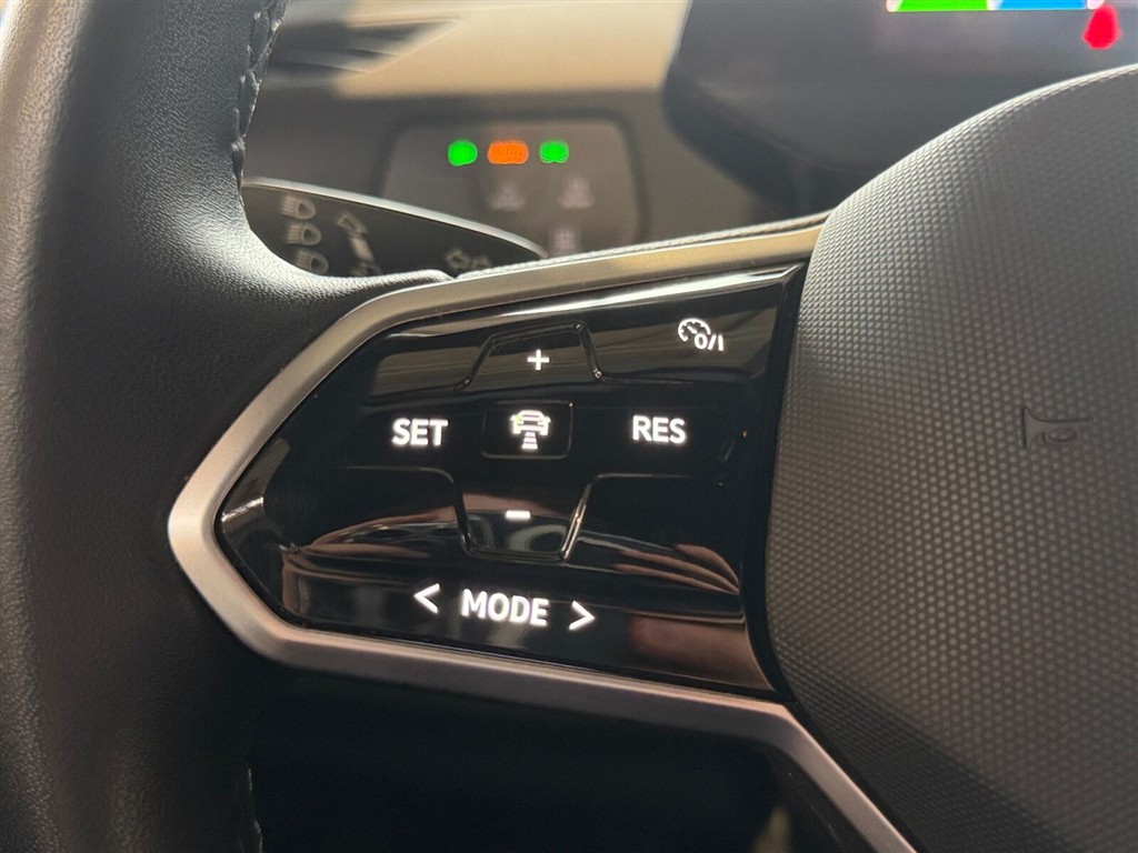 VW ID.3 EL Pro Performance 204HK 5d Aut. - Image 17
