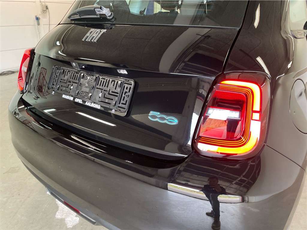 Fiat 500e EL Nouvelle Berline 118HK 3d Aut. - Image 21