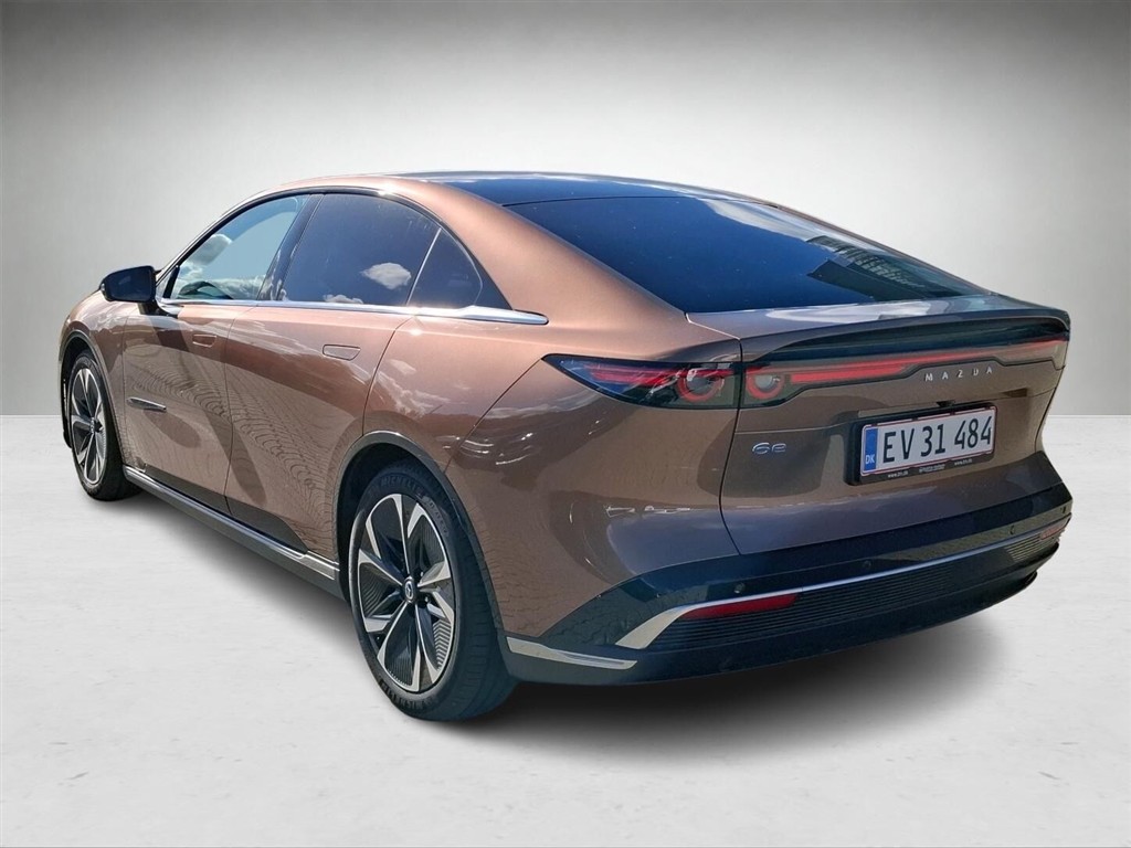 Mazda 6e EL Takumi 245HK 5d Aut. - Image 3