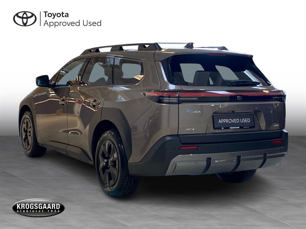 Toyota bZ4X Touring EL Executive AWD 380HK 5d Aut. - Image 3