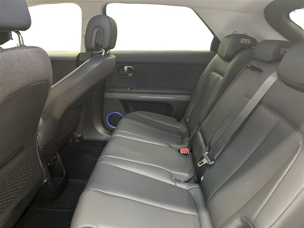 Hyundai Ioniq 5 Electric 84 kWh Ultimate 229HK 5d Aut. - Image 5