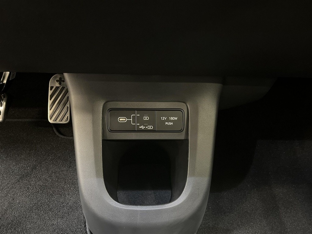 Hyundai Ioniq 5 Electric 84 kWh Ultimate 229HK 5d Aut. - Image 19