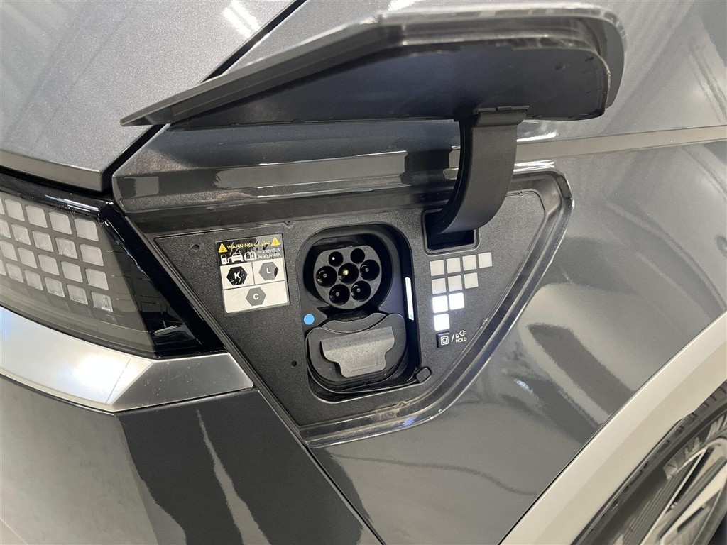 Hyundai Ioniq 5 Electric 84 kWh Ultimate 229HK 5d Aut. - Image 32