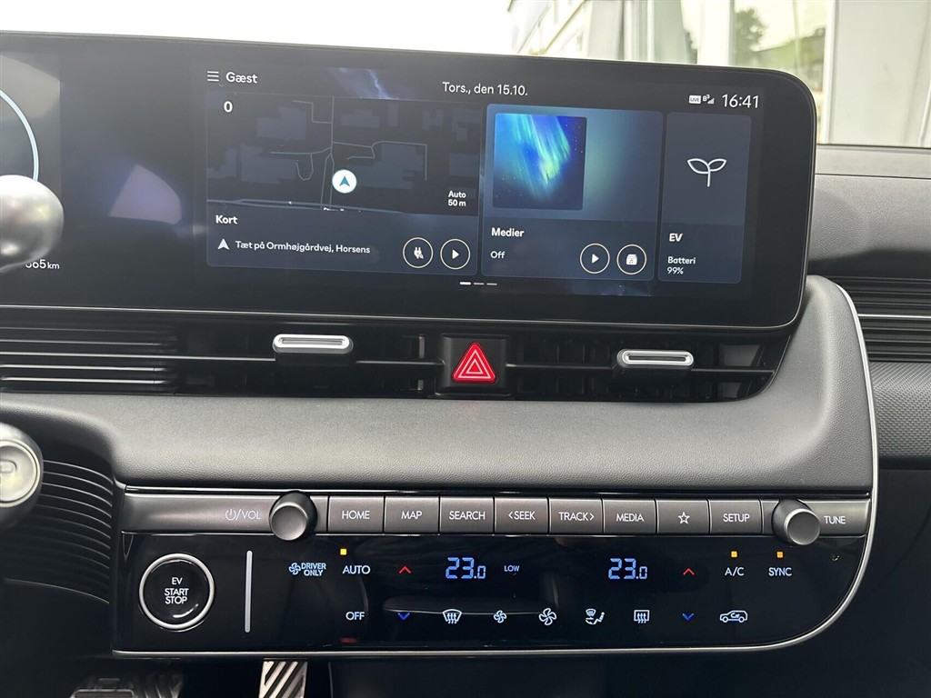 Hyundai Ioniq 5 Electric 84 kWh Ultimate 229HK 5d Aut. - Image 8