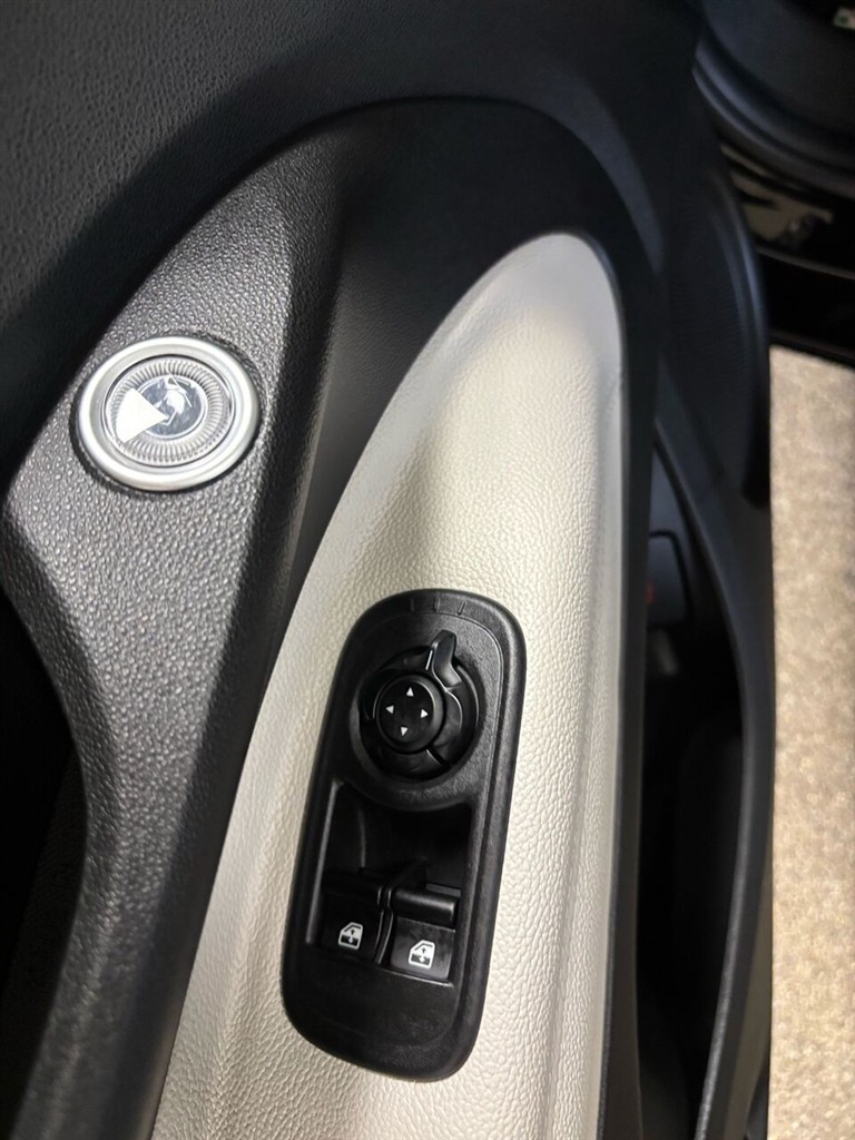 Fiat 500e EL La Prima By Bocelli 118HK 3d Aut. - Image 6
