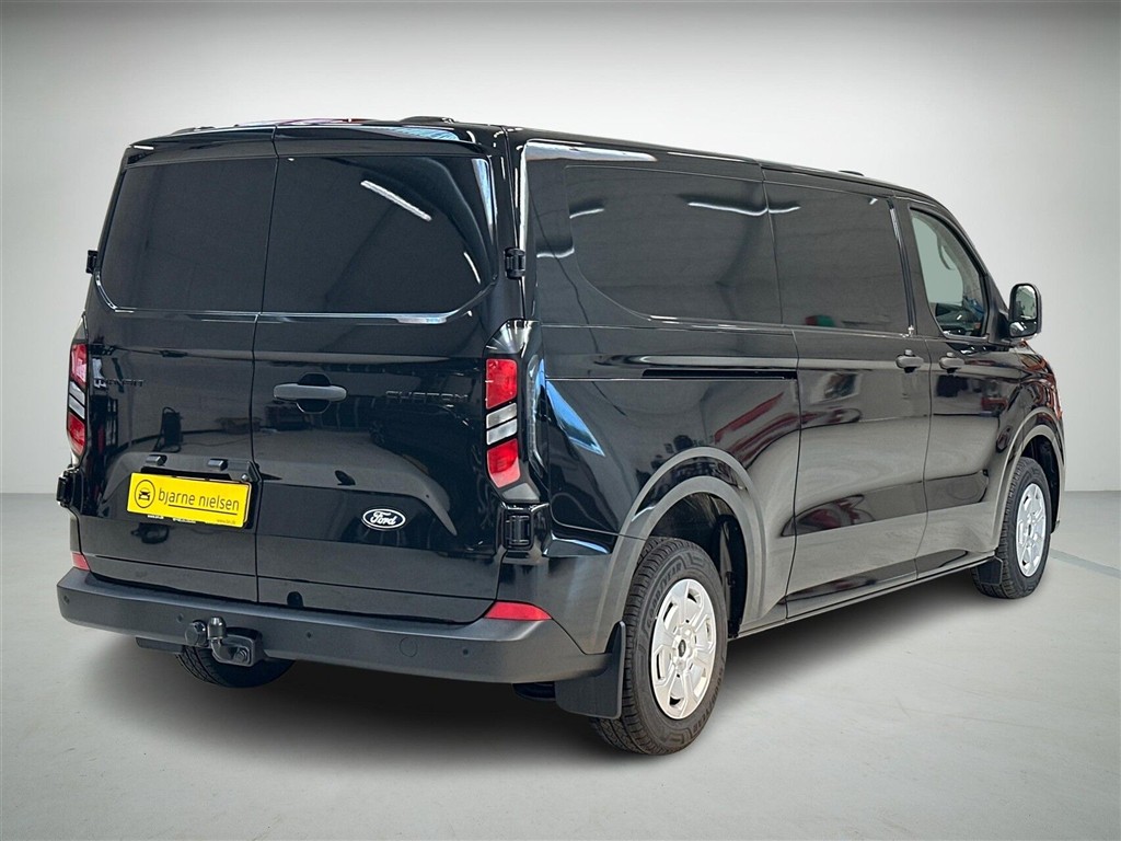 Ford Transit Custom 320 L2H1 2,0 EcoBlue Trend 136HK Van 8g Aut. - Image 2