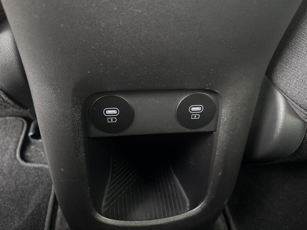 Hyundai Ioniq 5 Electric 84 kWh Ultimate 229HK 5d Aut. - Image 7