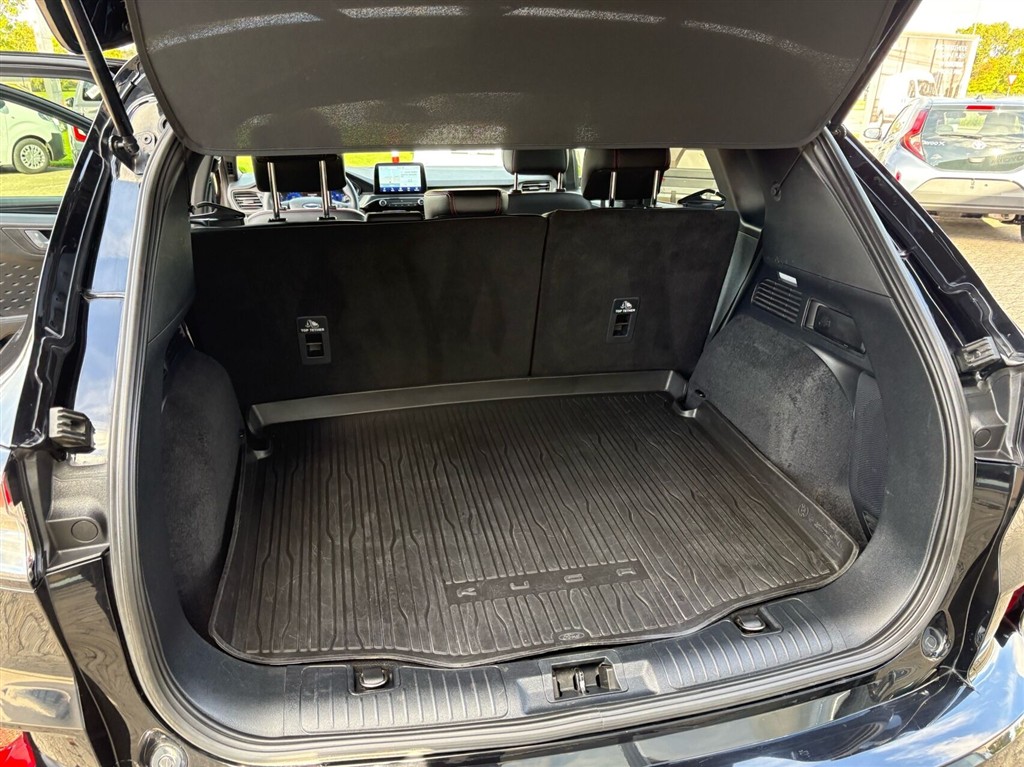 Ford Kuga 2,5 Plugin-hybrid ST-Line X CVT 225HK 5d Trinl. Gear - Image 12