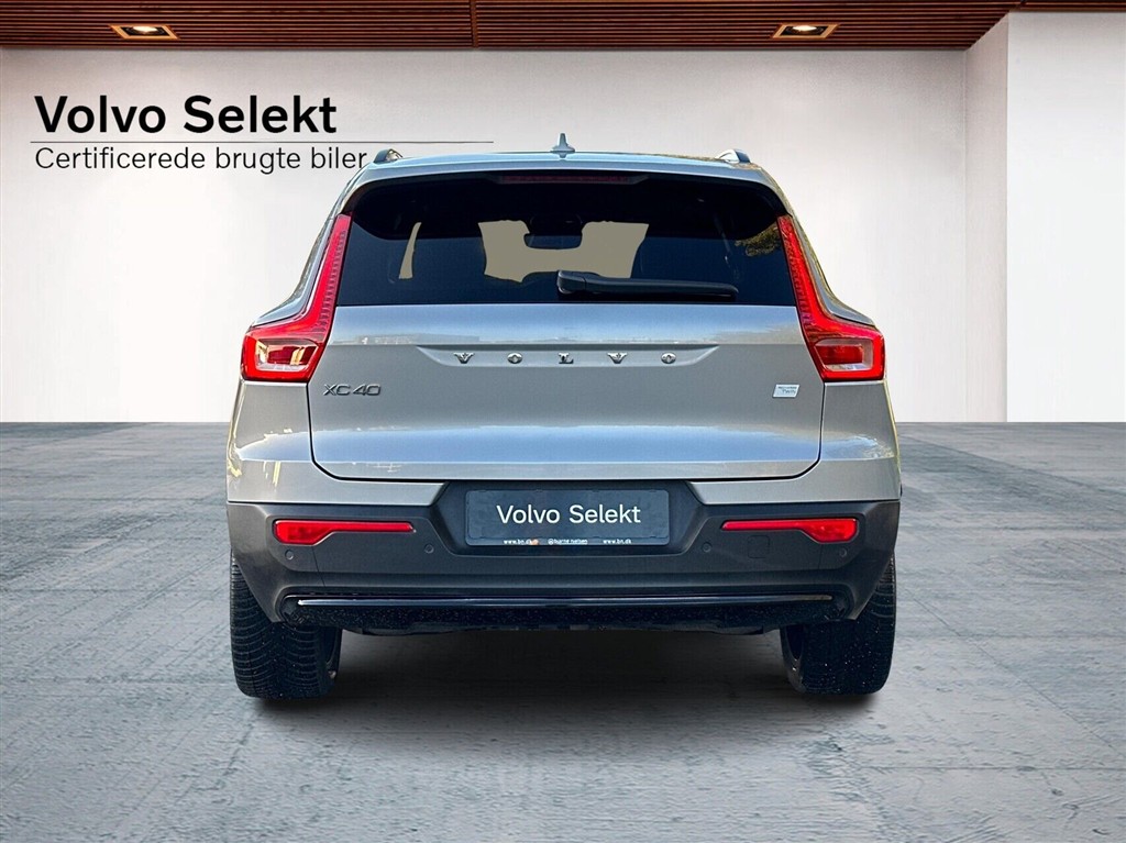 Volvo XC40 P8 Recharge Twin Ultimate AWD 408HK 5d Aut. - Image 8
