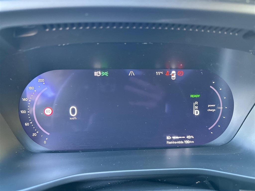 Volvo XC40 P8 Recharge Twin Ultimate AWD 408HK 5d Aut. - Image 12