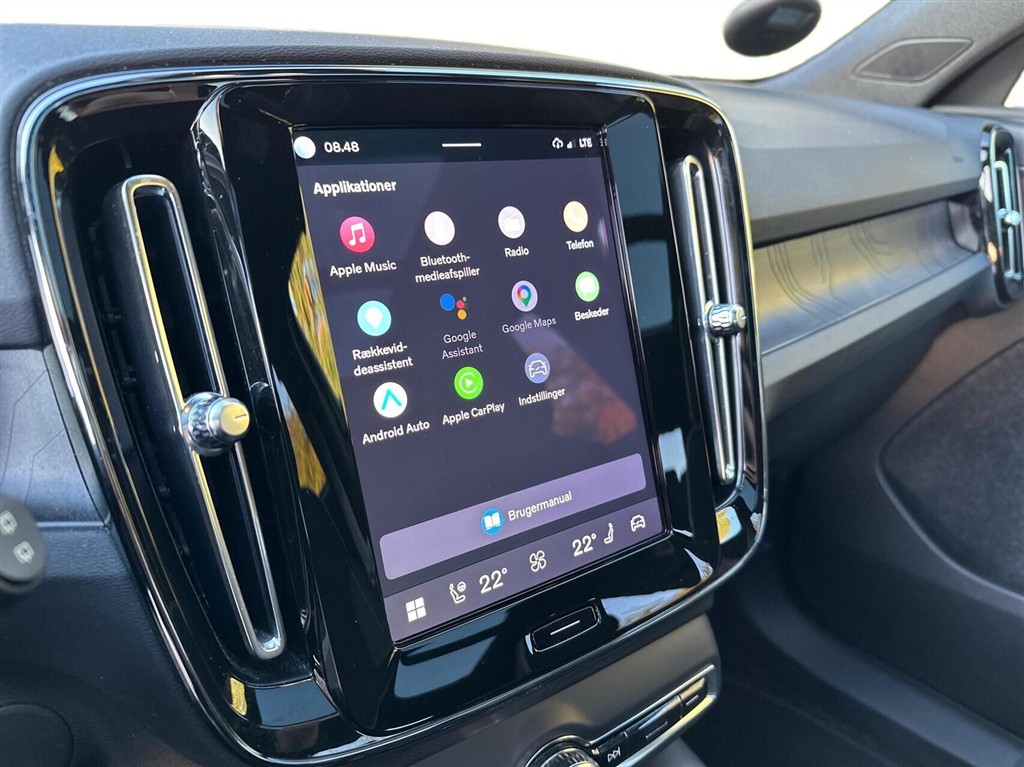 Volvo XC40 P8 Recharge Twin Ultimate AWD 408HK 5d Aut. - Image 13