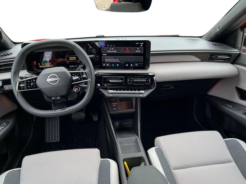 Nissan Micra EL Evolve 52kWh 150HK 5d Aut. - Image 12