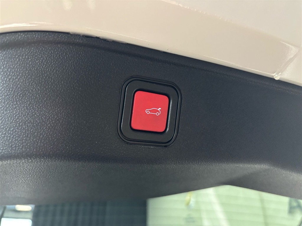Alfa Romeo Junior EL Speciale 156HK 5d Aut. - Image 8