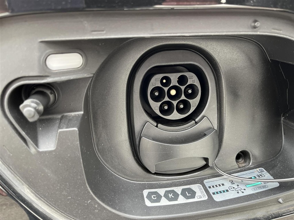VW ID.4 EL Pro Performance 204HK 5d Aut. - Image 10