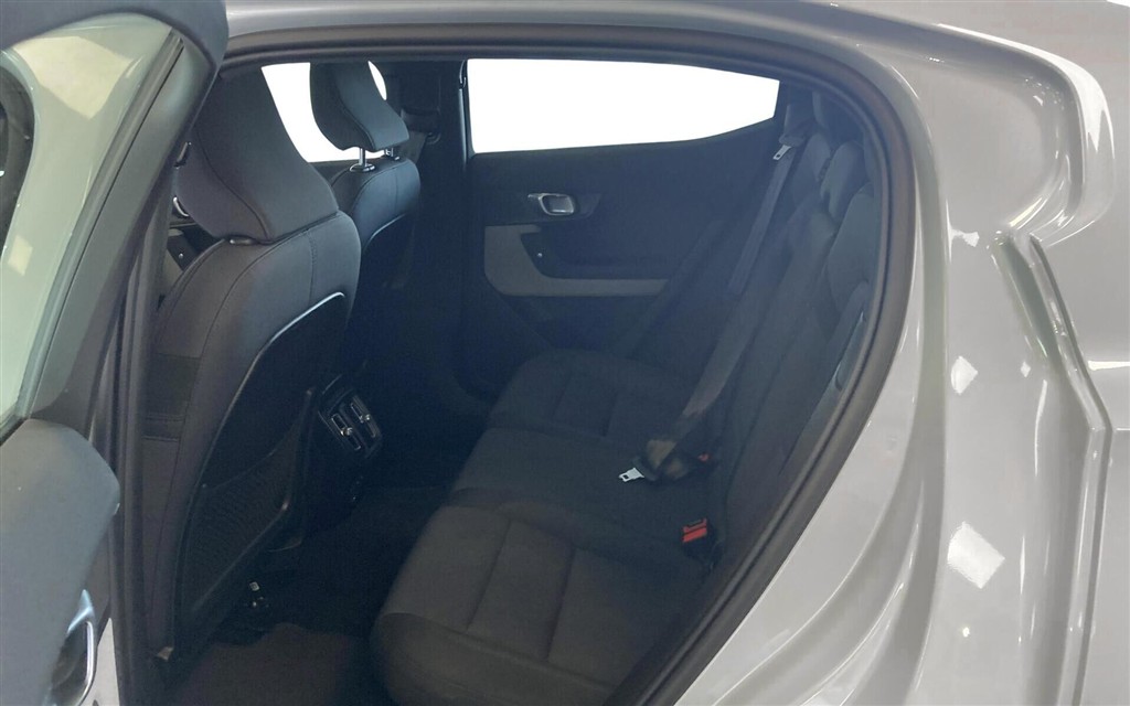 Polestar 2 EL Long Range AWD 408HK 5d Aut. - Image 10