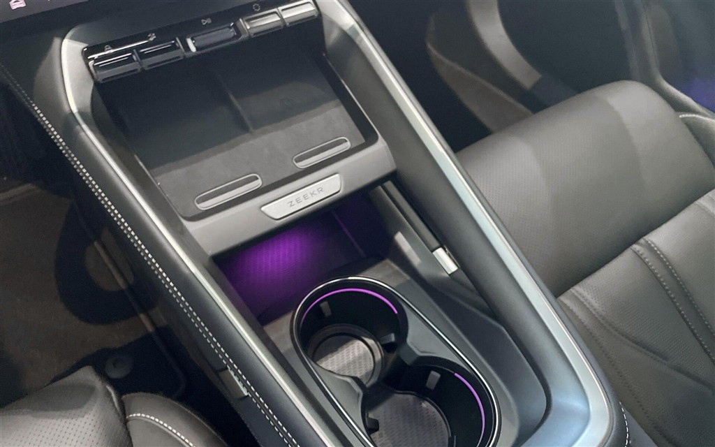 Zeekr 7GT EL Privilege AWD 656HK Stc Aut. - Image 14
