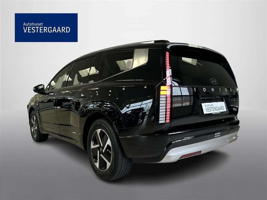 Hyundai Ioniq 9 7 Sæder Electric 110,3 kWh Ultimate 218HK 5d Aut. - Image 2