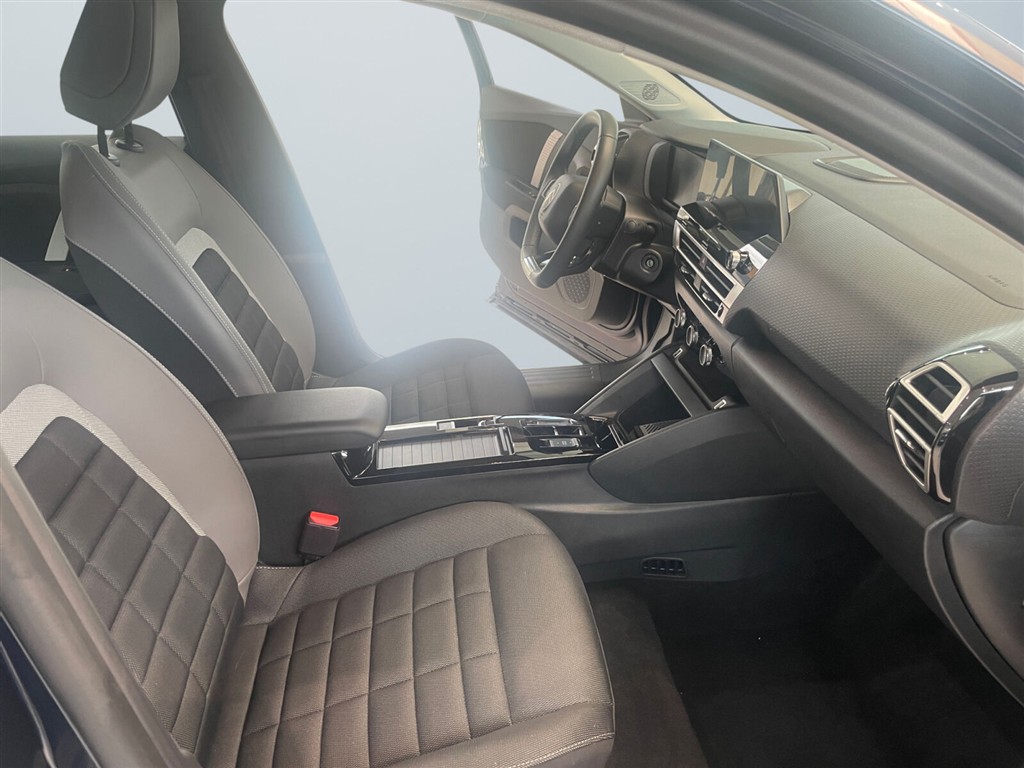 Citroën e-C4 X EL Plus 156HK 5d Aut. - Image 15