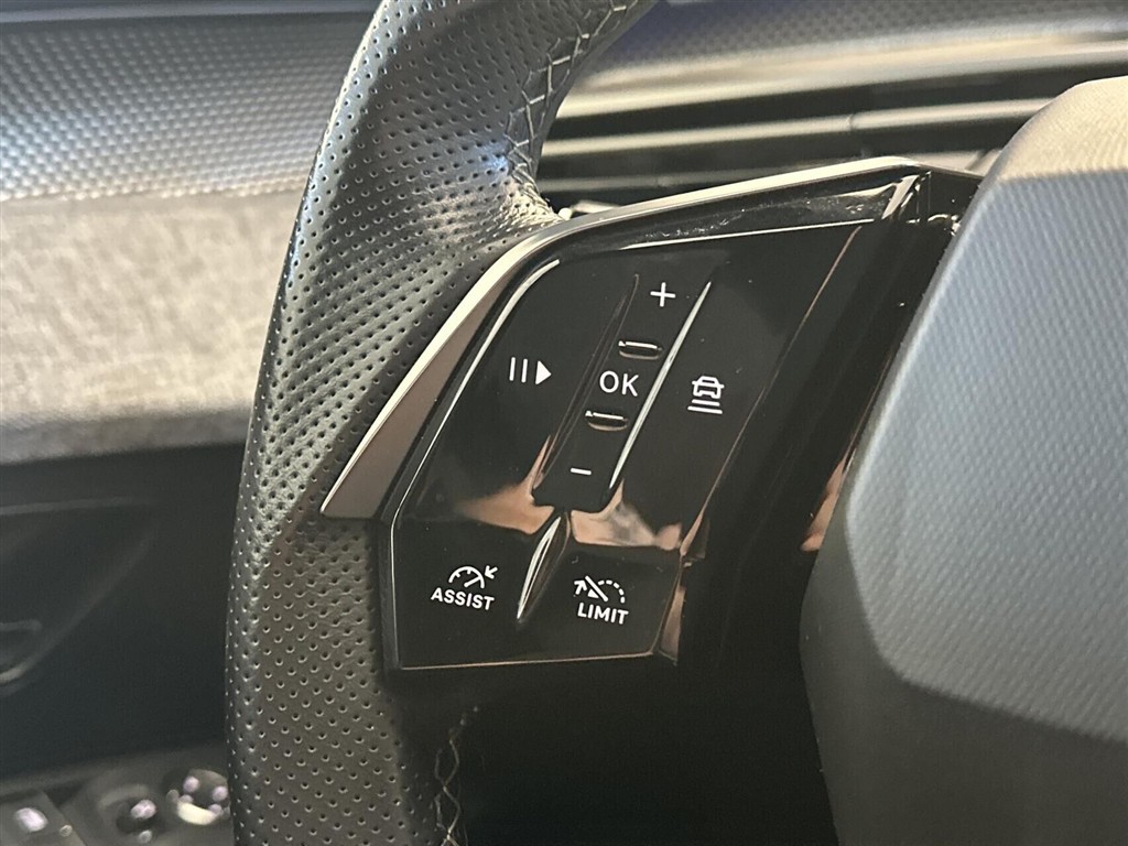 Peugeot e-5008 EL GT 210HK 5d Aut. - Image 8