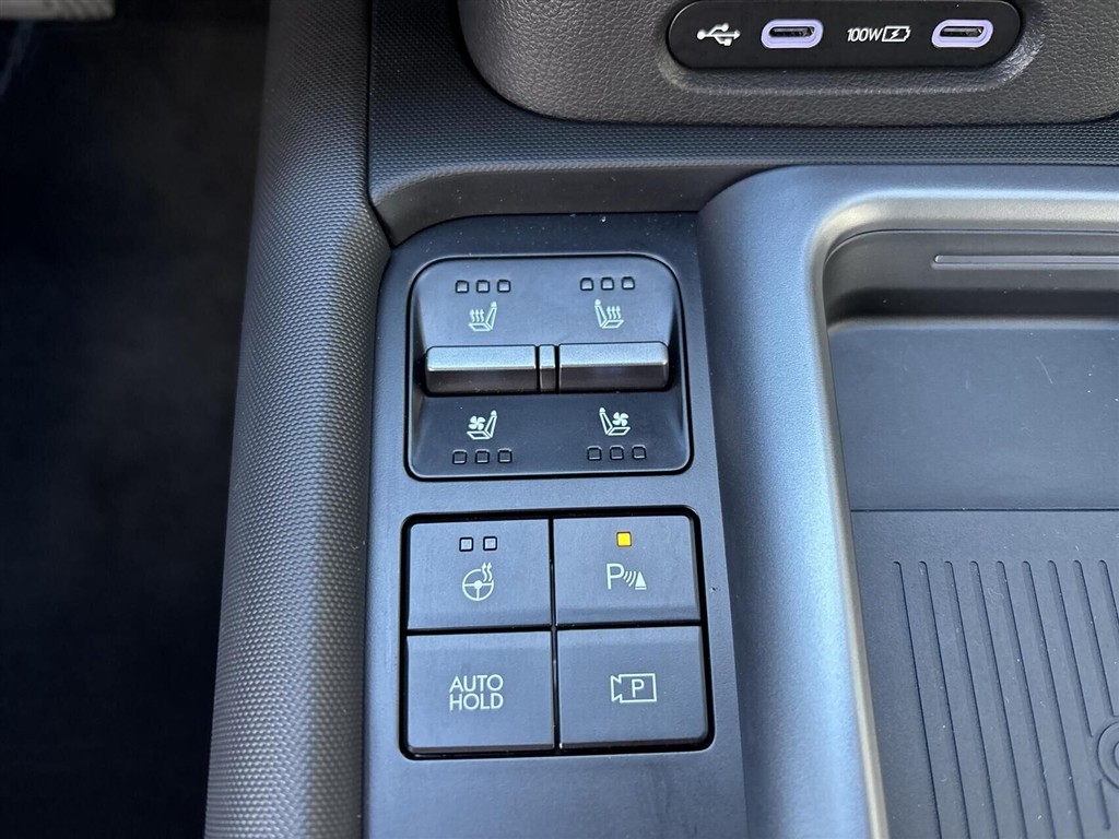 Hyundai Ioniq 6 Electric 84 kWh Ultimate 229HK Aut. - Image 11