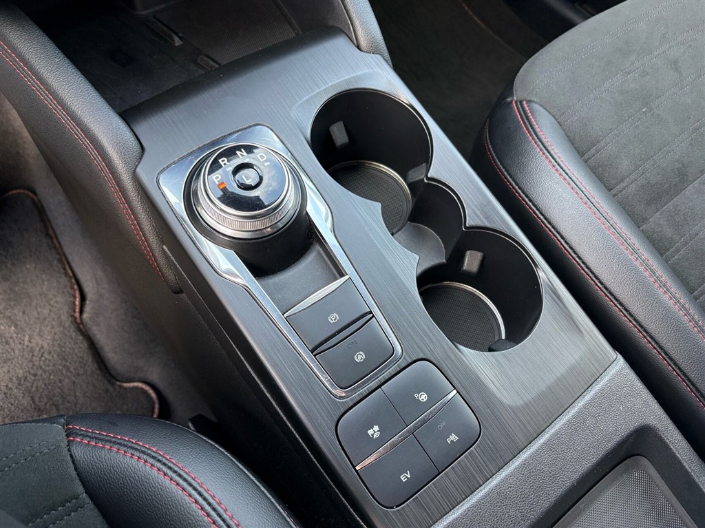 Ford Kuga 2,5 Plugin-hybrid ST-Line X CVT 225HK 5d Trinl. Gear - Image 20