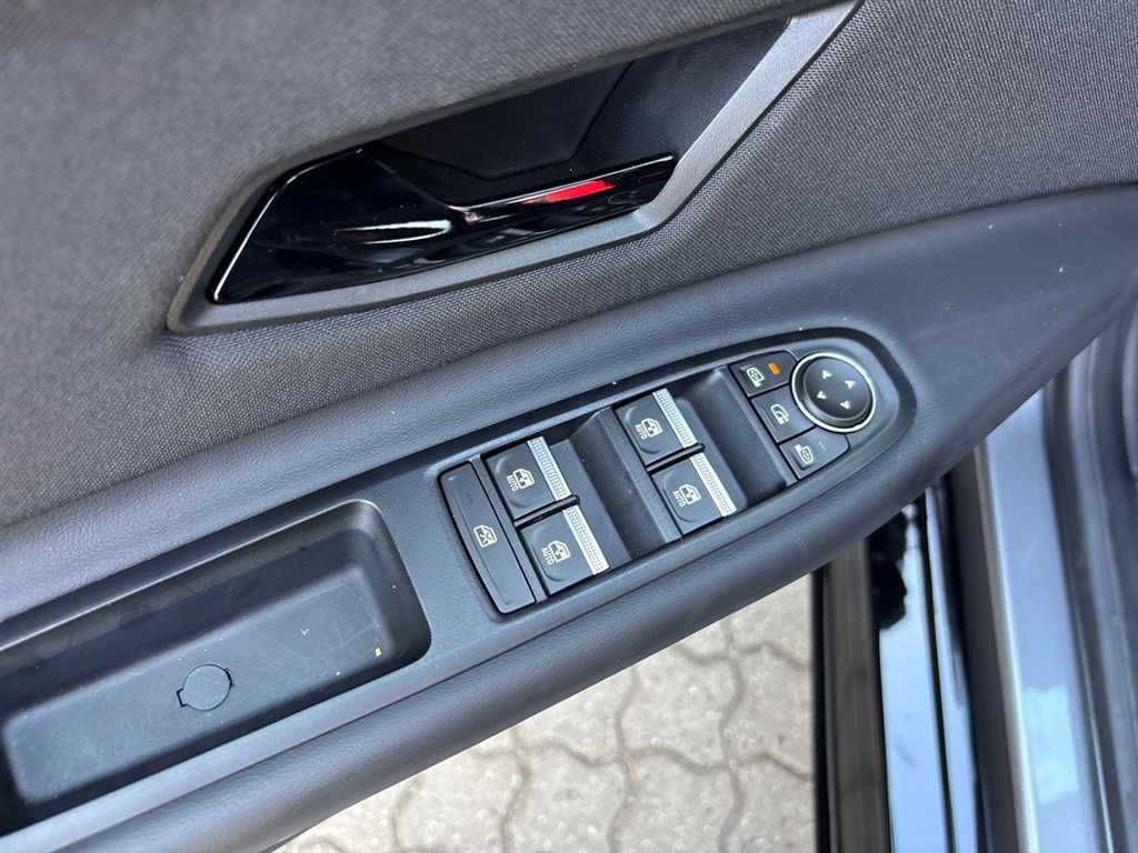 Nissan Micra EL Advance 52kWh 150HK 5d Aut. - Image 18