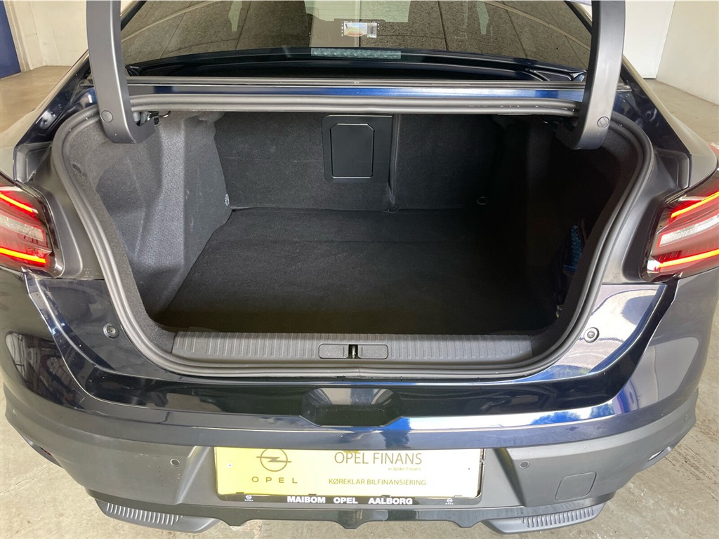 Citroën e-C4 X EL Max 156HK 5d Aut. - Image 28