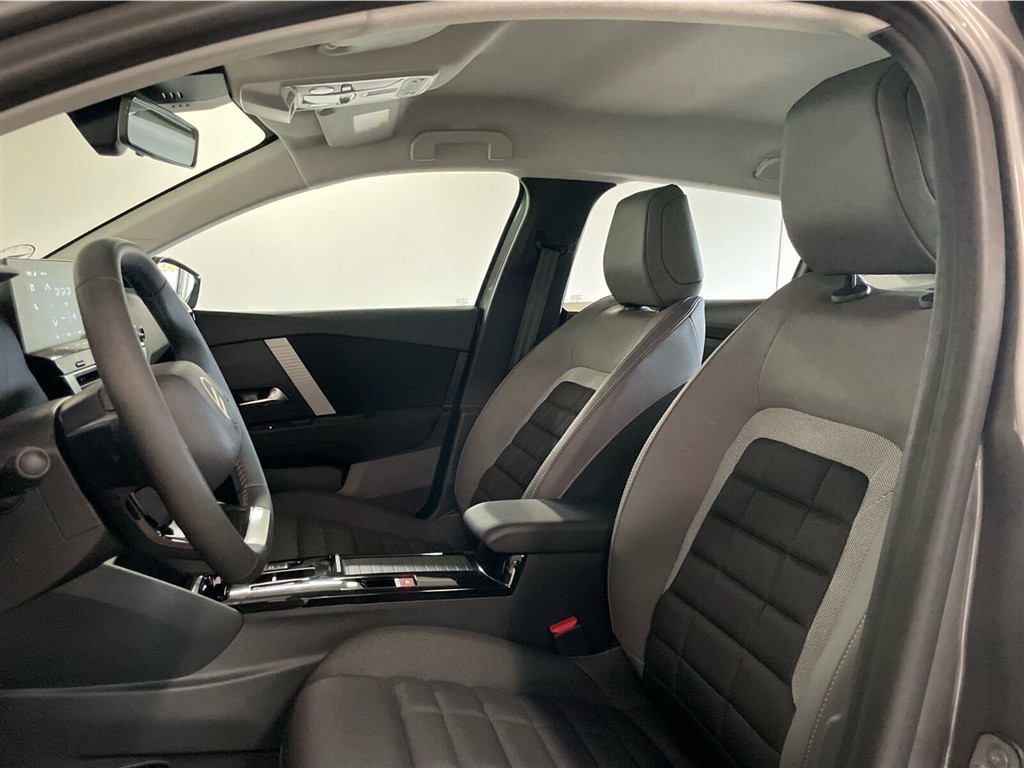 Citroën e-C4 X EL Plus 136HK 5d Aut. - Image 21