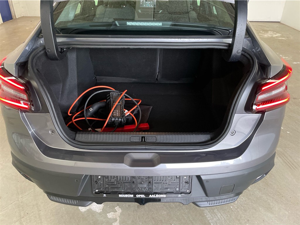 Citroën e-C4 X EL Plus 136HK 5d Aut. - Image 24