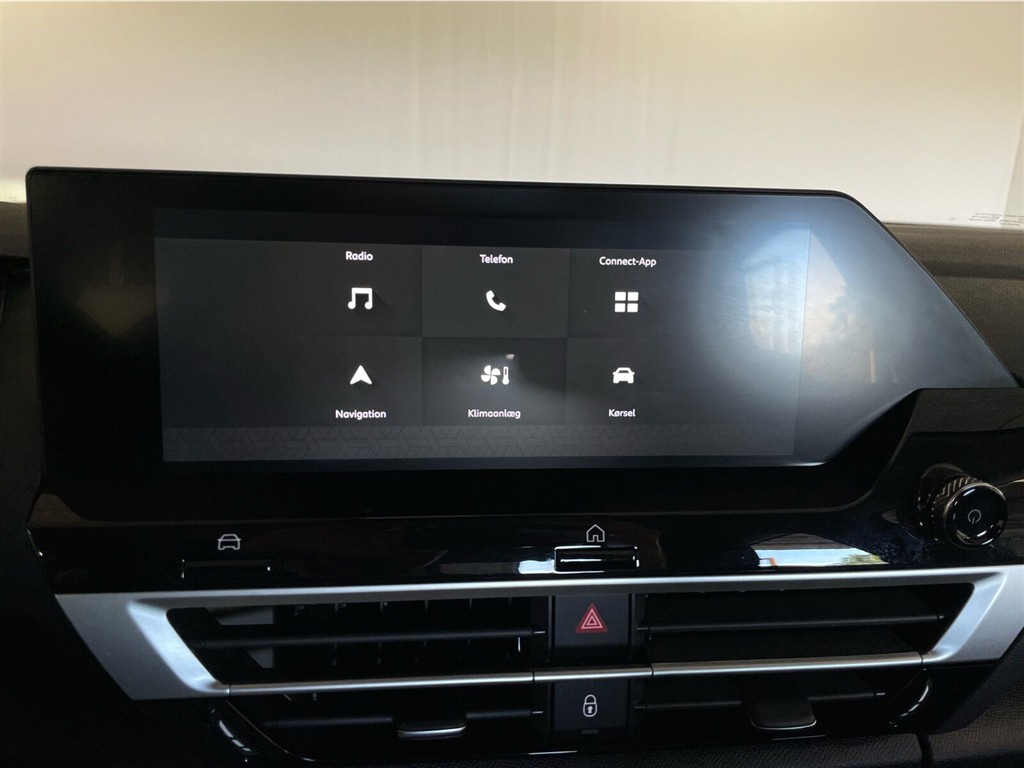Citroën e-C4 X EL Plus 156HK 5d Aut. - Image 10