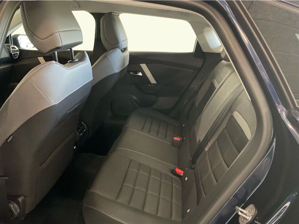 Citroën e-C4 X EL Plus 156HK 5d Aut. - Image 15
