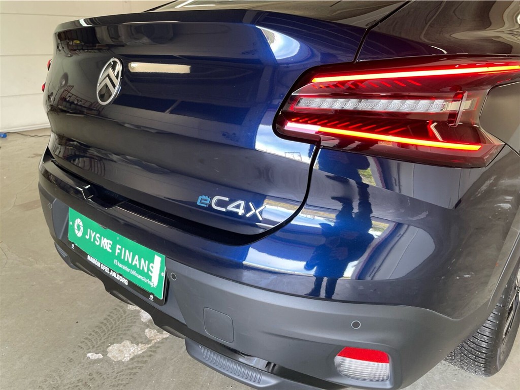 Citroën e-C4 X EL Plus 156HK 5d Aut. - Image 23