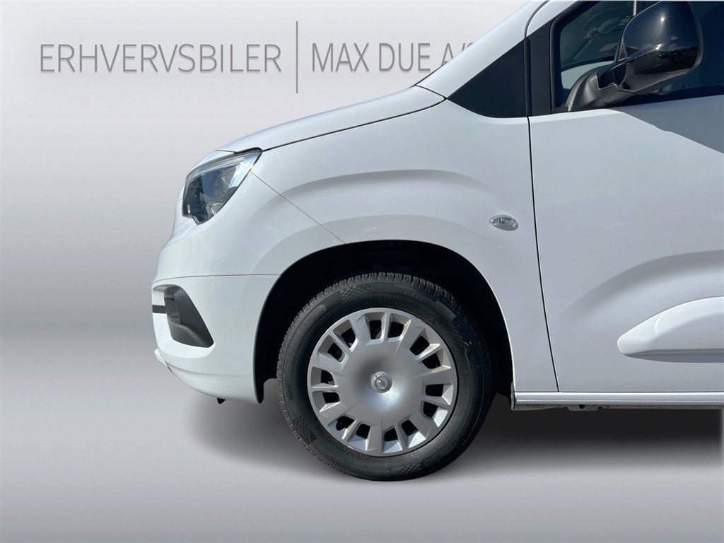 Opel Combo L1V1 1,5 BlueHDi Innovation EAT8 130HK Van 8g Aut. - Image 32