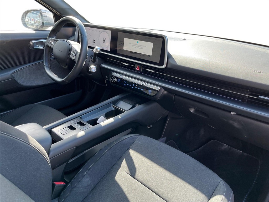 Hyundai Ioniq 6 Electric 77,4 kWh Advanced 229HK Aut. - Image 10
