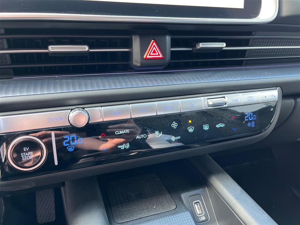 Hyundai Ioniq 6 Electric 77,4 kWh Advanced 229HK Aut. - Image 15