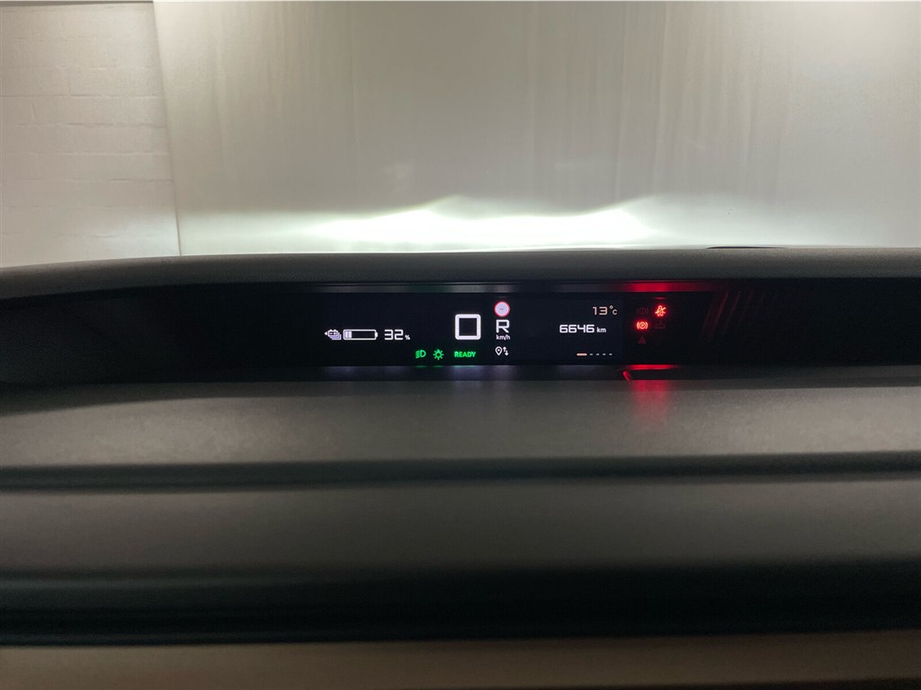 Citroën e-C3 Aircross EL Plus 113HK 5d Aut. - Image 10