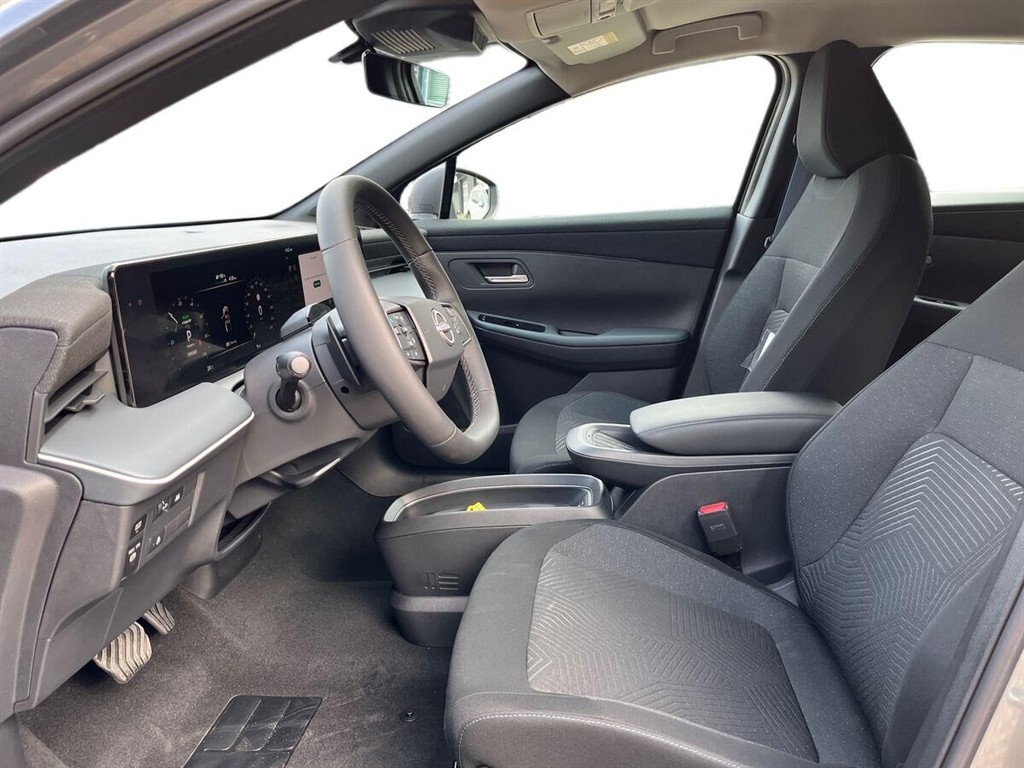 Nissan Leaf 52 kWh Engage+ 177HK 5d Aut. - Image 10