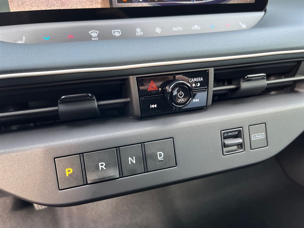 Nissan Leaf 52 kWh Engage+ 177HK 5d Aut. - Image 15