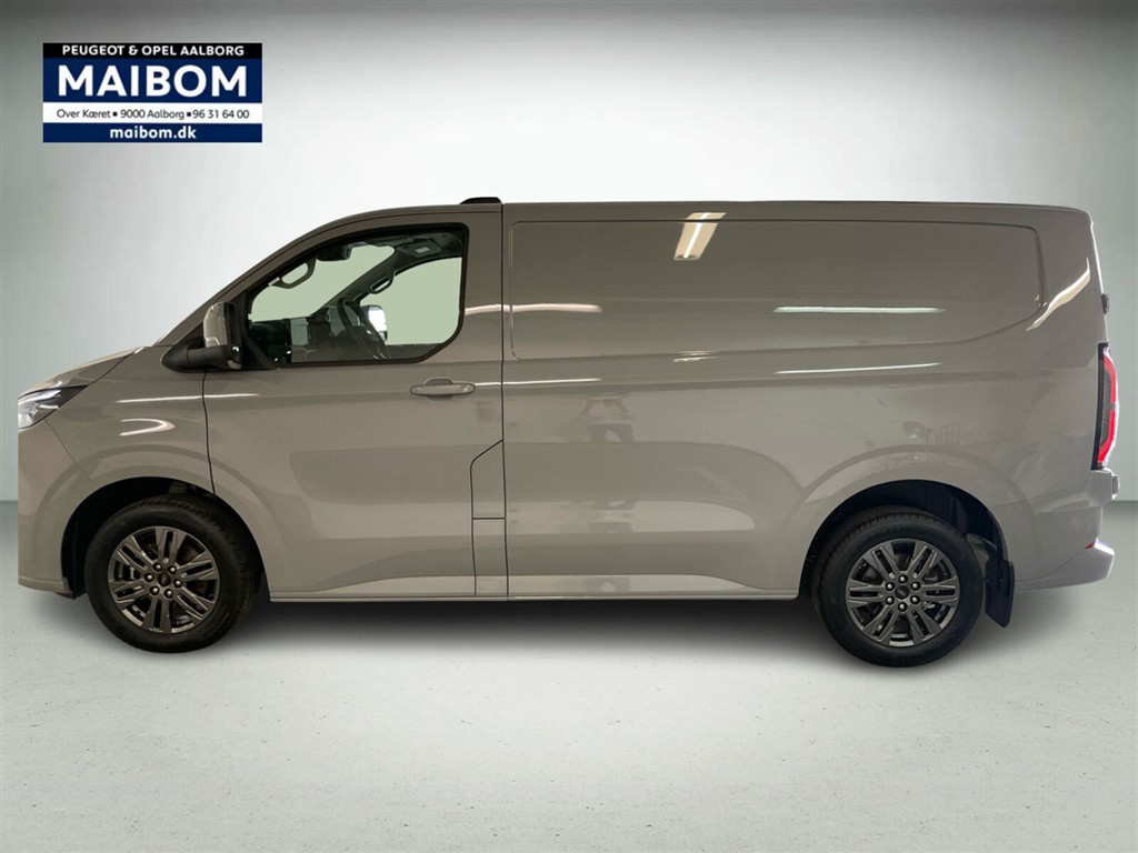 Ford E-Transit Custom 320 L1H1 EL Limited 136HK Van Aut. - Image 3