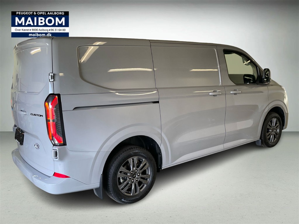 Ford E-Transit Custom 320 L1H1 EL Limited 136HK Van Aut. - Image 9