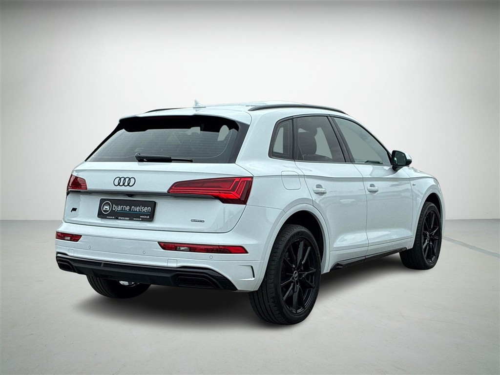 Audi Q5 2,0 50 TFSI e Plugin-hybrid S Line Quattro S Tron 299HK 5d 7g Aut. - Image 2
