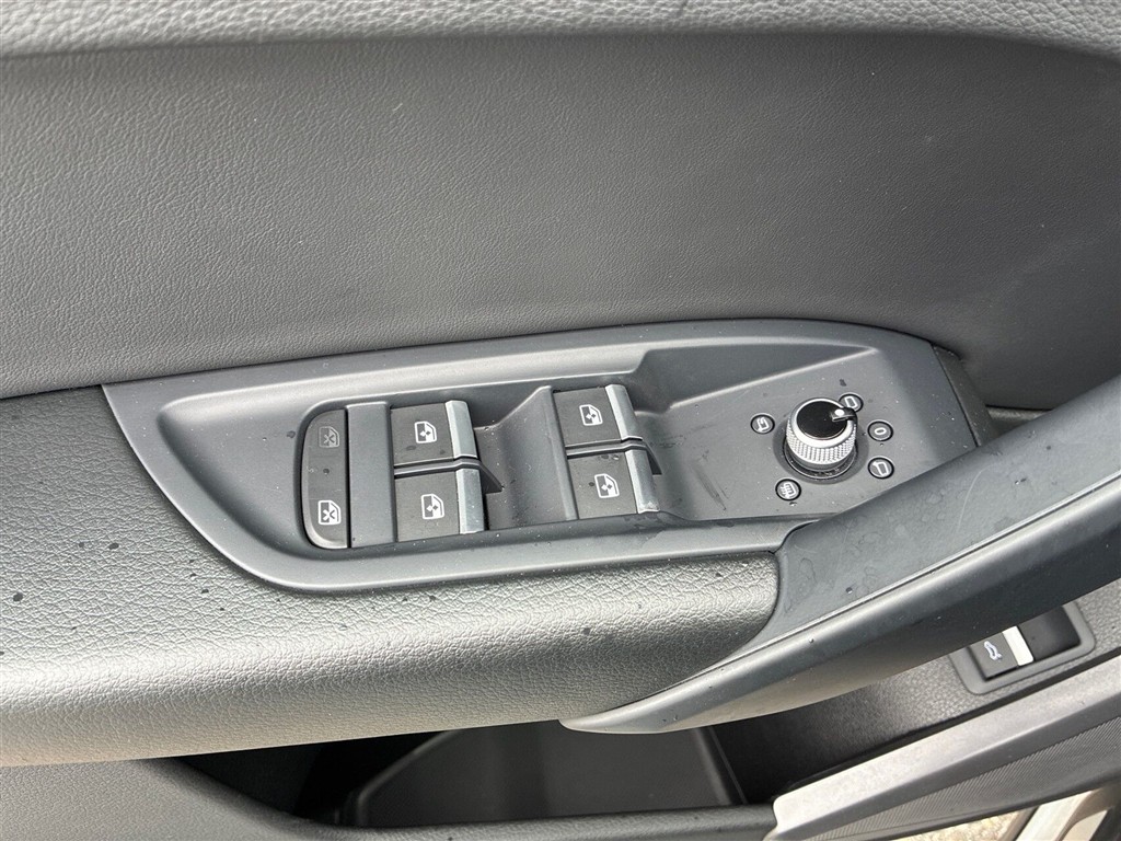 Audi Q5 2,0 50 TFSI e Plugin-hybrid S Line Quattro S Tron 299HK 5d 7g Aut. - Image 17