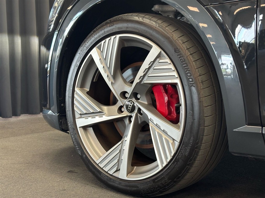 Audi Q8 50 E-tron Prestige Quattro 340HK 5d Aut. - Image 9