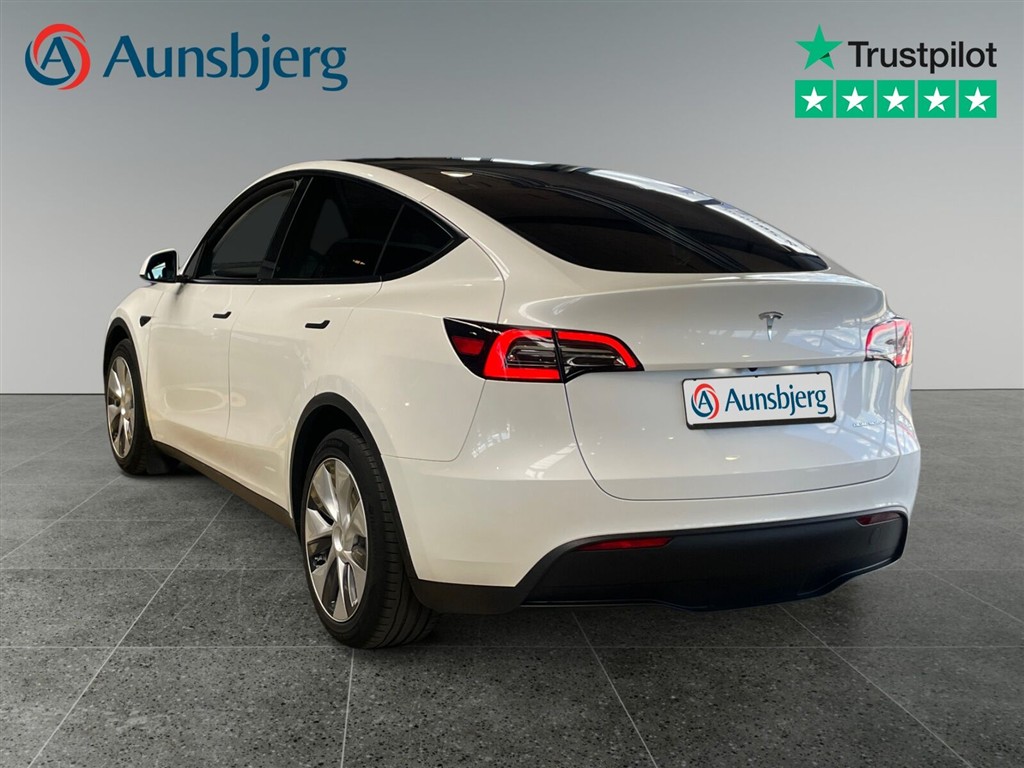 Tesla Model Y EL Long Range AWD 514HK 5d Aut. - Image 3