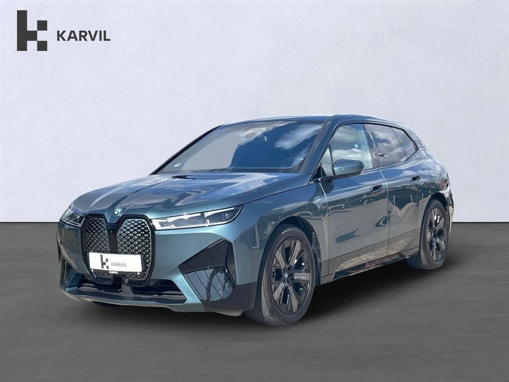 BMW iX 40 EL Fully Charged XDrive 326HK 5d Aut.