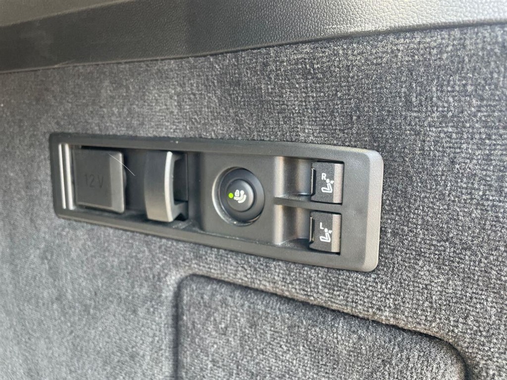 BMW iX 40 EL Fully Charged XDrive 326HK 5d Aut. - Image 30