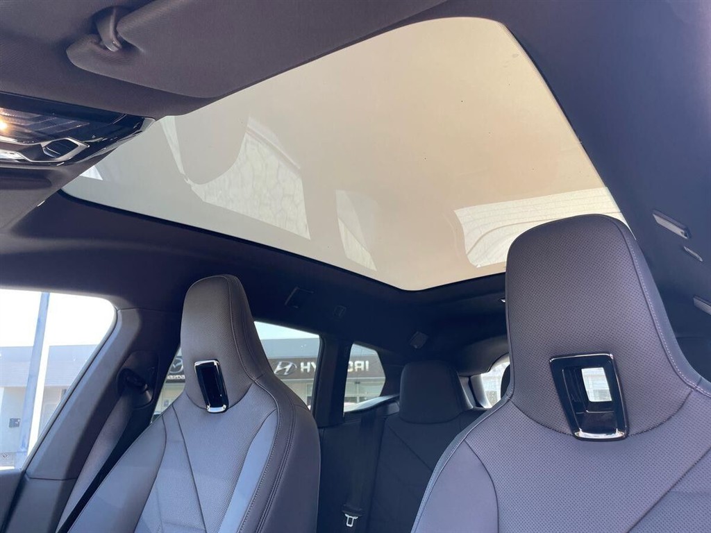 BMW iX 40 EL Fully Charged XDrive 326HK 5d Aut. - Image 27