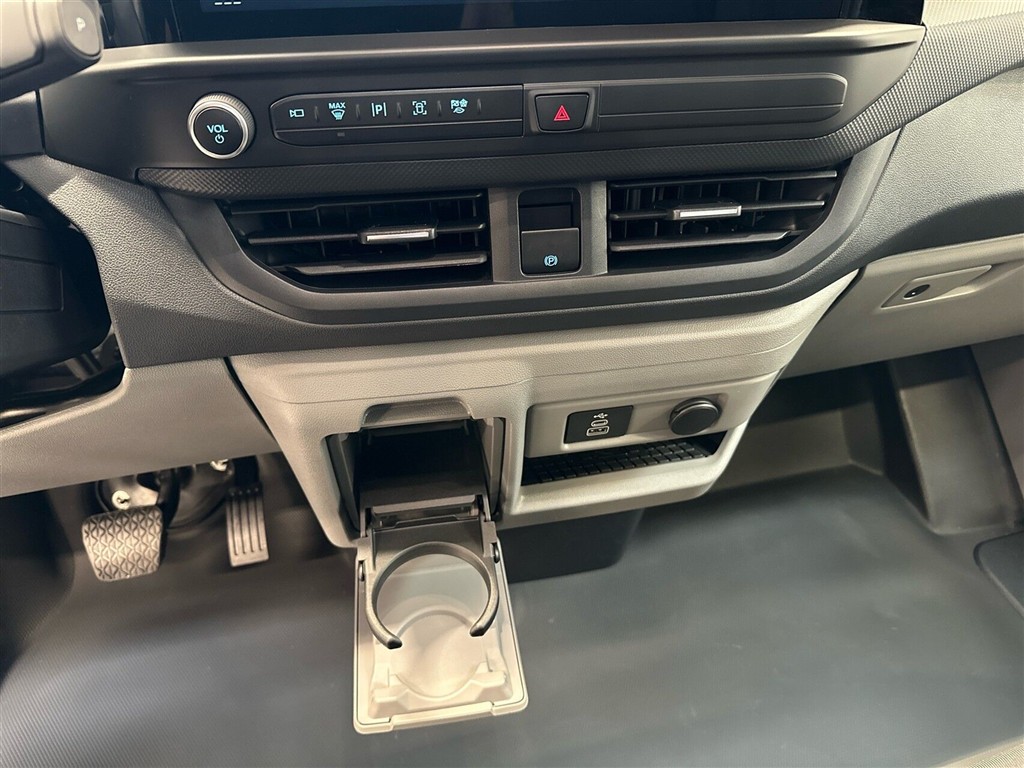 Ford Transit Custom 320 L2H1 2,0 EcoBlue Limited 170HK Van 8g Aut. - Image 15